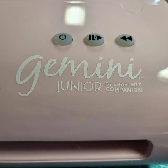 Craft Gemini Junior Pink Electronic Cutting Machine - Picture 2 of 5